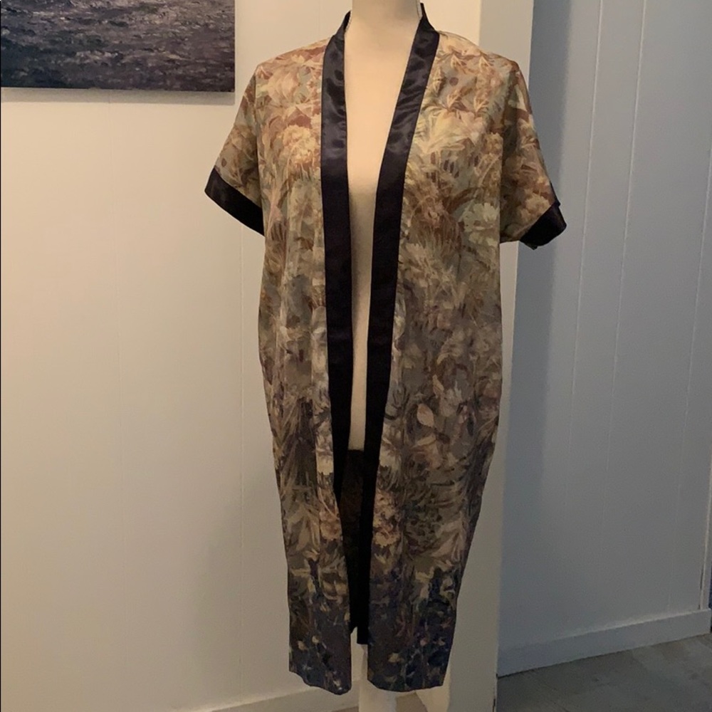 silky kimono open front top - gorgeous piece!